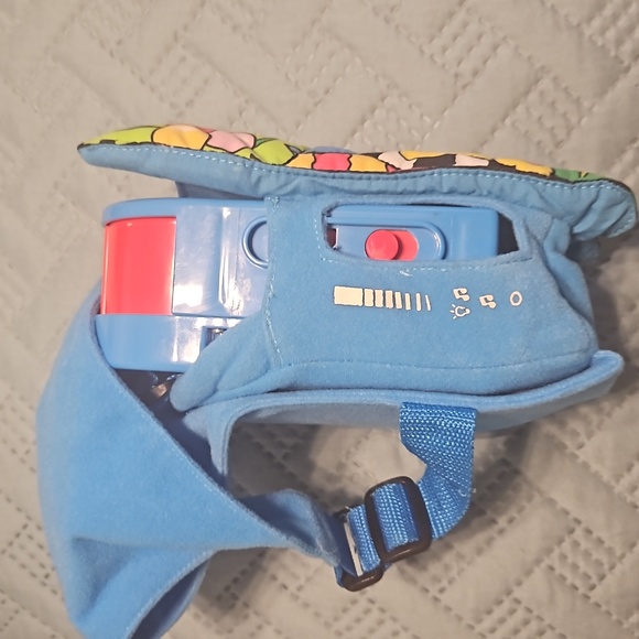 Vintage Fisher Price Rare Musical Film Cartoon with Backpack - Picture 3 of 15